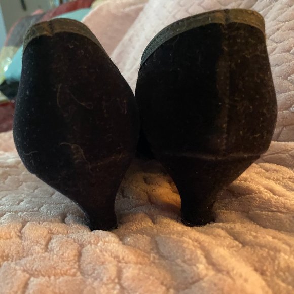 EUC Vintage Premier Collection women's Black Velvet Heels  Size 9 - Picture 4 of 12
